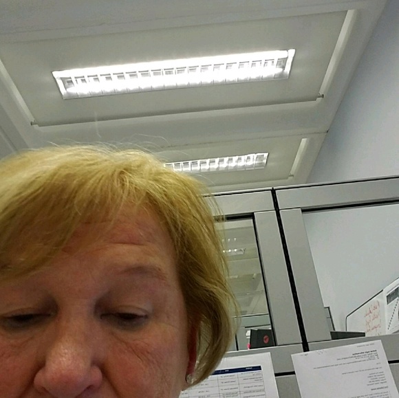 Meet your Posher, Eva - Picture 1 of 1